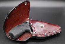 Load image into Gallery viewer, 114 Field Holster with Full Flap and Closed End